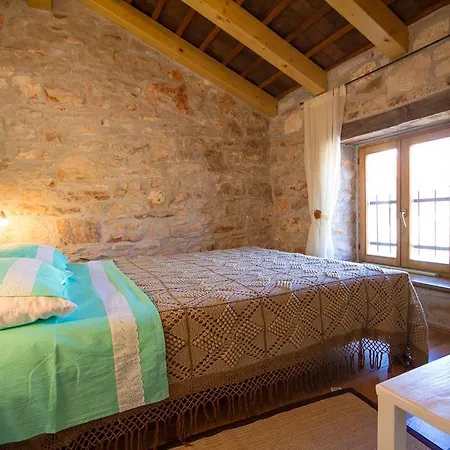בית נופש Holiday Casetta Novigrad Istria